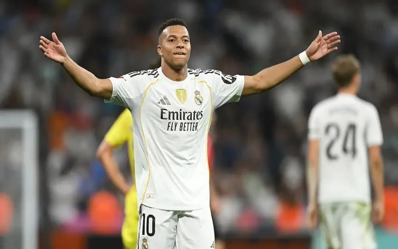 mbappe dang da cho cau lac bo nao hanh trinh su nghiep