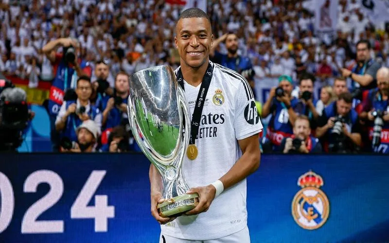 mbappe dang da cho cau lac bo nao hanh trinh su nghiep